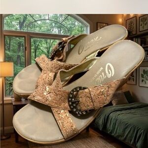 Onex Women's Cork Sandals with Gold Sparkle